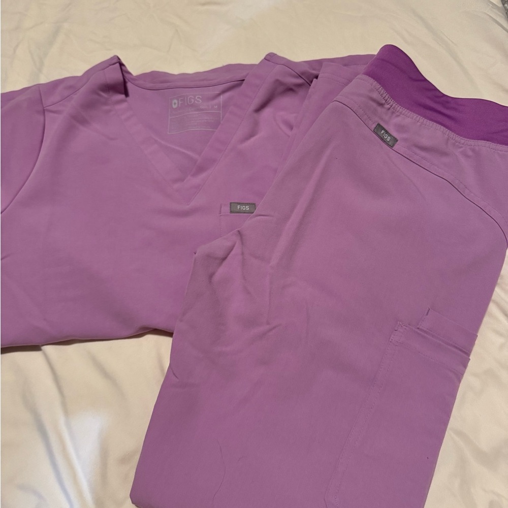 Figs Pink Scrub Set